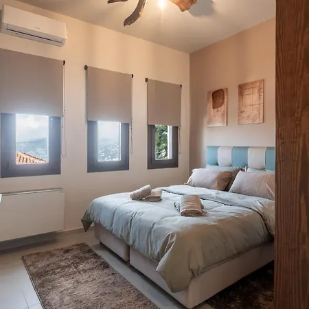 Lighthouse Apartament *